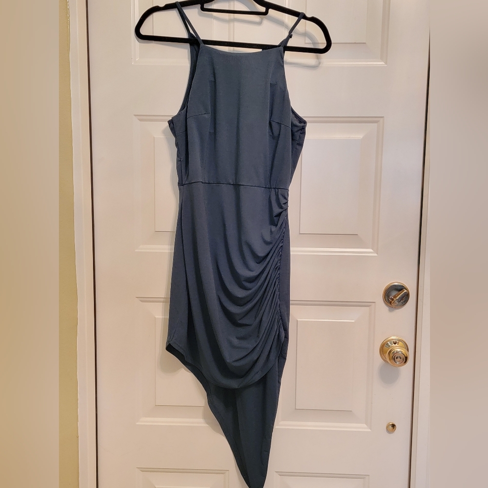 Windsor dark green homecoming semi-formal asymmetrical halter dress sz Large